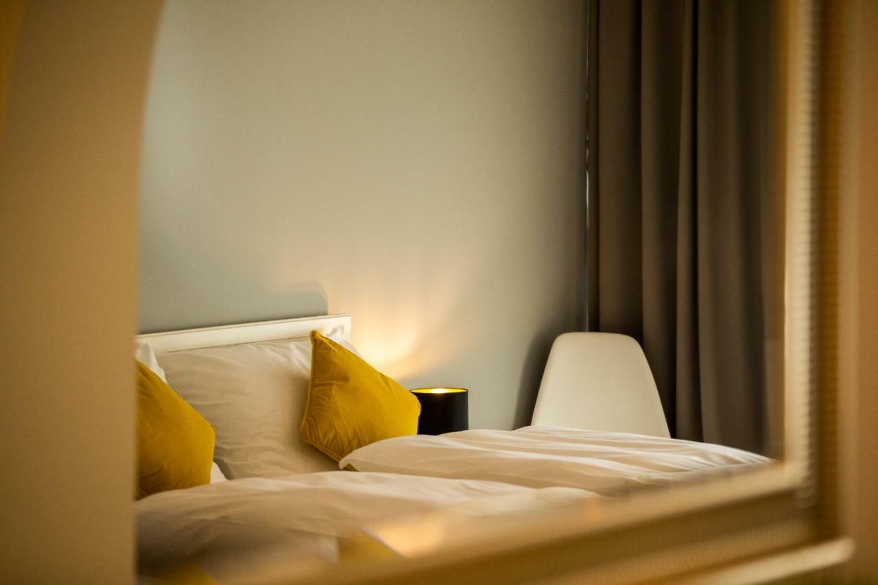 Houzzz21 Hotel Zagreb Exterior photo